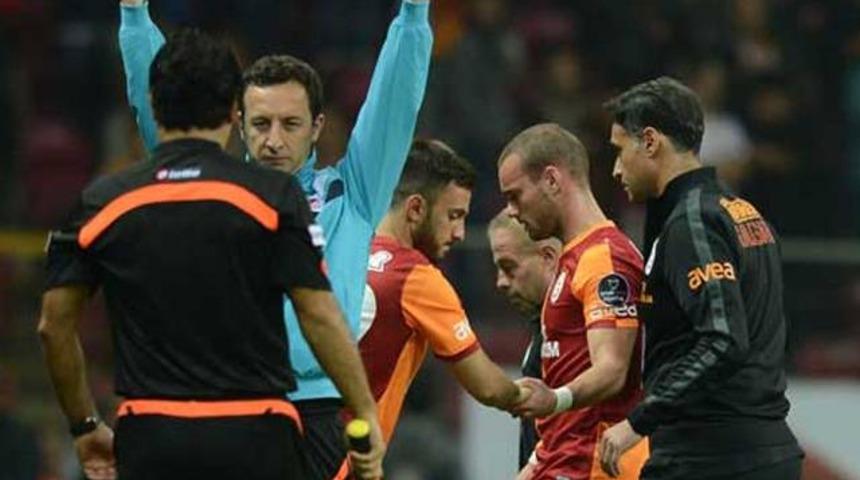 Sneijder derbiye yetişiyor mu?