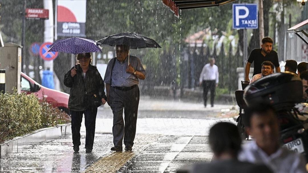 1200xauto Ankara'da sağanak yağış alarmı: Meteoroloji'den uyarı geldi