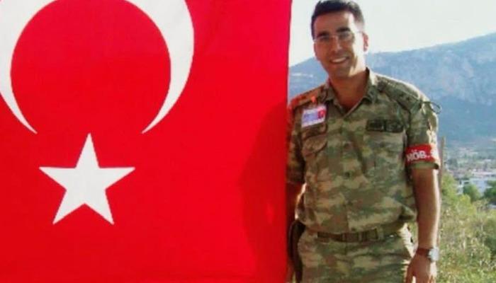 20625593-700x400 Halı saha bir can daha aldı! Emekli yüzbaşı hayatını kaybetti