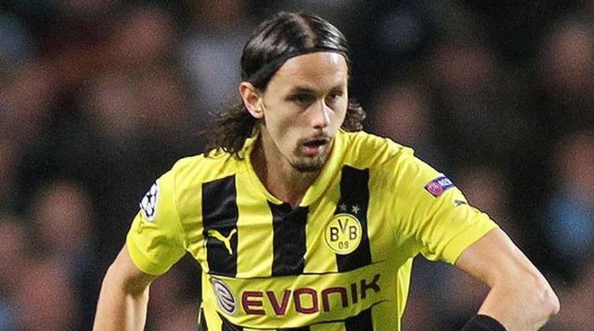Borussia Dortmund'da Subotic depremi