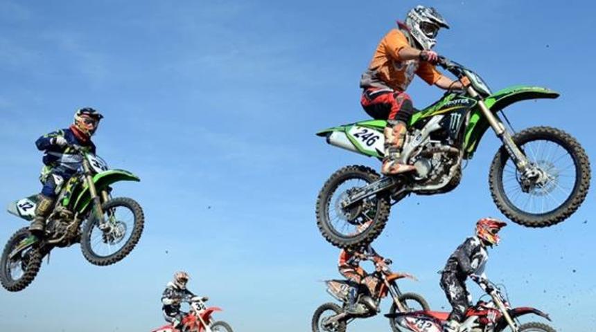 Motokrosta final heyecanı