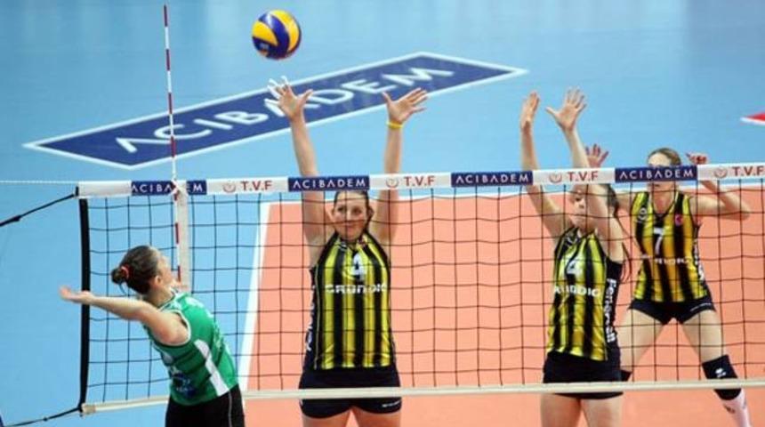 Fenerbah&ccedil;e Bursa'da rahat