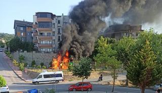 Kocaeli’de çocuk parkı alev topuna döndü