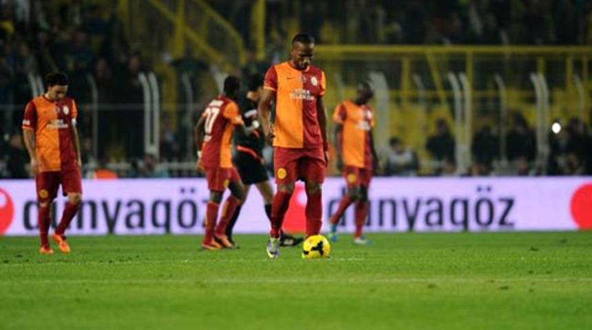 Sel&ccedil;uk İnan derbiden sonra Londra'ya u&ccedil;tu