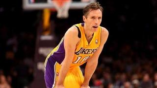 Steve Nash en az 2 hafta yok!
