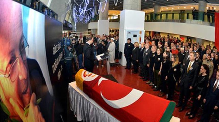 Doğan Koloğlu Florya'da da unutulmadı!