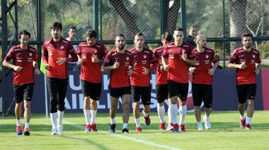 A Milli Takım'da Semih ve Mehmet Topal kadrodan &ccedil;ıkarıldı