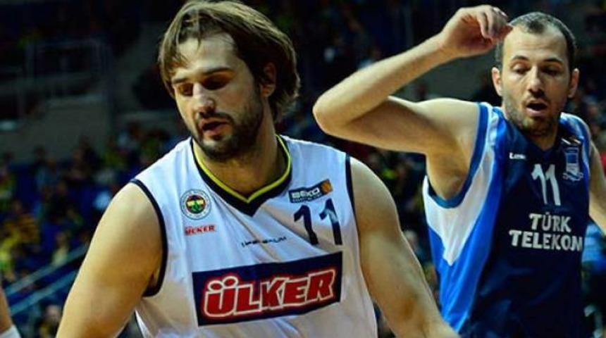 Fenerbah&ccedil;e ikinci yarıda coştu 