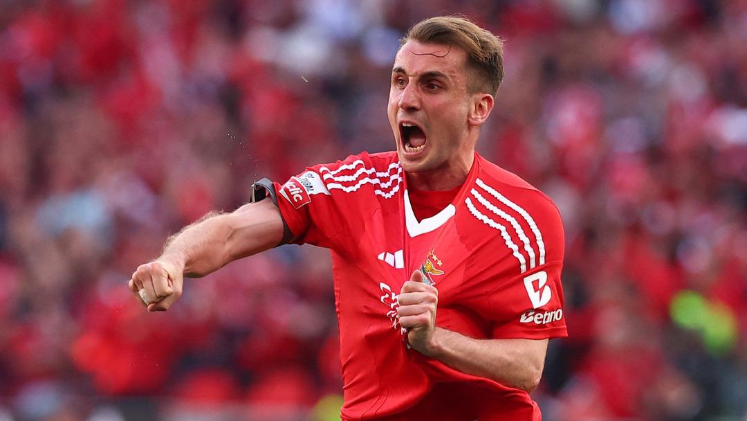 Ezeli rakipler Fenerbahçe ve Beşiktaş Kerem Aktürkoğlu için karşı karşıya! Benfica satışa hazır durumda... 2