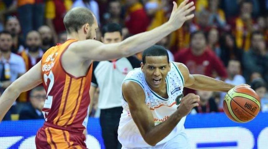 Banvit Aslan'ı devirdi