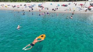 Konyaaltı Sahili'nde İnsansız Robot Cankurtaran iş başında