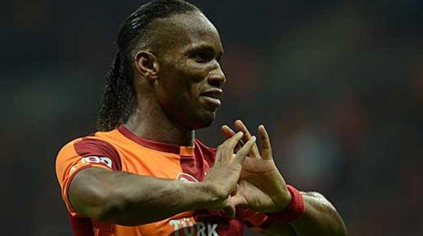 Galatasaray y&ouml;netimi Drogba'yı satmayacak