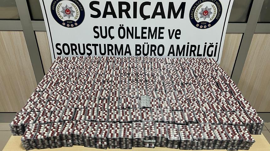 Apartman dairesine yapılan baskında 27 bin 412 uyuşturucu ele geçirildi