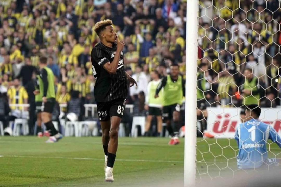 Beşiktaş ta Gedson Fernandes için kritik gelişme! Başkan Serdal Adalı açıkladı... Benfica ile de görüşüldü 2