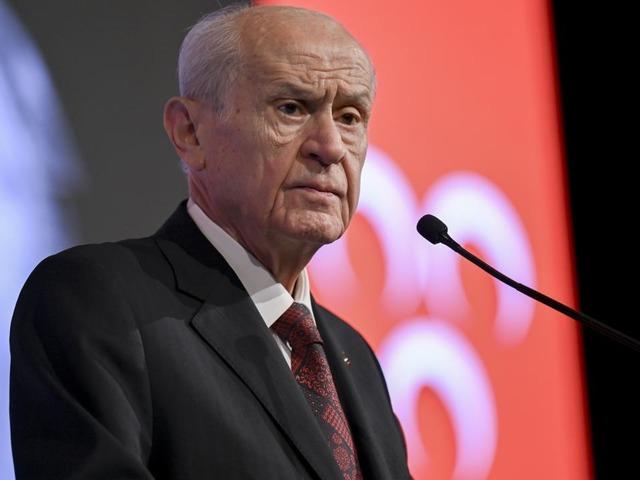 MHP lideri Devlet Bah&ccedil;eli'den TFF &ccedil;ıkışı