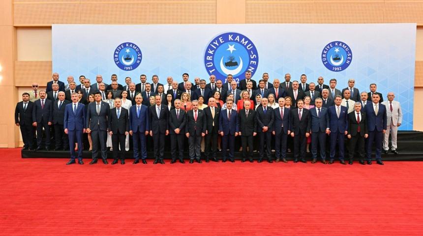 Devlet Bahçeli'den 'Terörsüz Türkiye' süreci kapsamında Kamu-Sen ile bir araya geldi