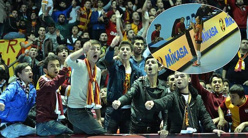 Galatasaray-Fenerbahçe derbisi tatil edildi