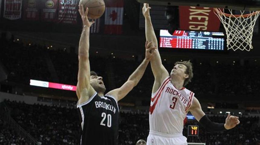 &Ouml;mer ve Enes kazandı!