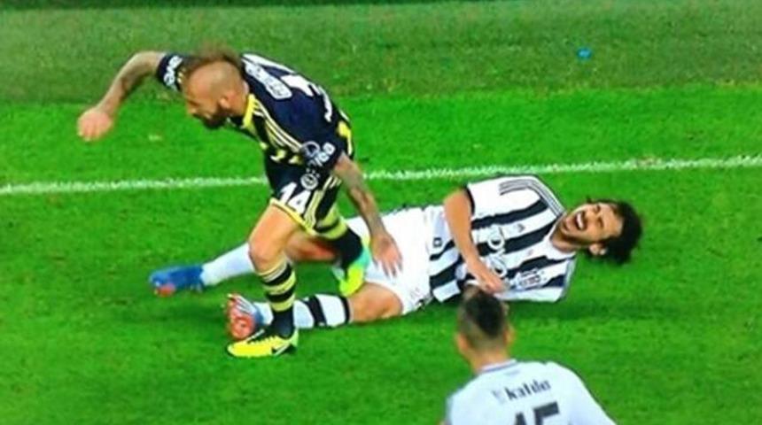 Veli Kavlak'tan Meireles a&ccedil;ıklaması