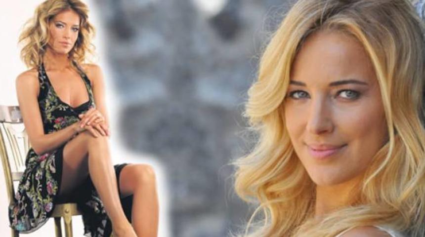 Burcu Esmersoy  olay oldu!