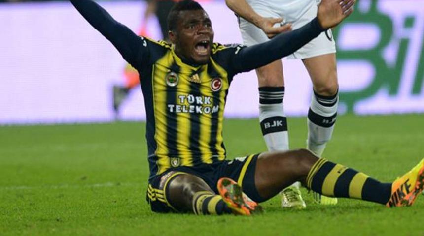 Emenike olay çıkardı!