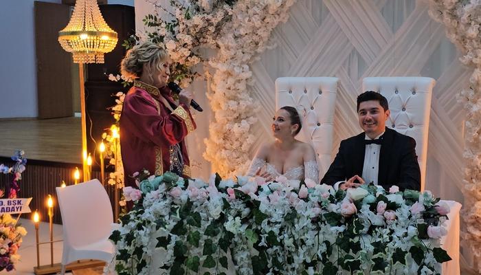 700x400 Nikah memuru, kızının nikahını kıydı
