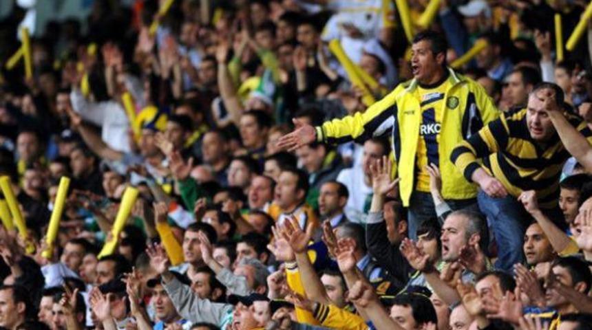 TED Kolejliler ile Ankarag&uuml;&ccedil;l&uuml;ler, PAOK adına kavga ettiler!