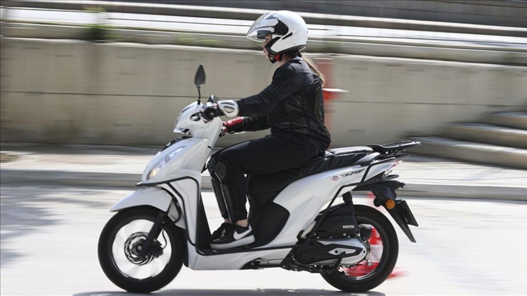 6 ilde otomobili solladı! Rekor düzeye ulaştı 1