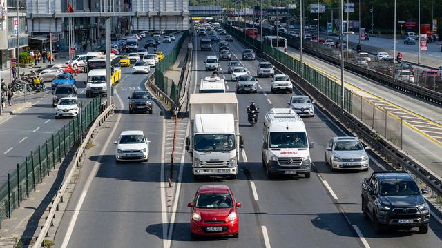 6 ilde otomobili solladı! Rekor düzeye ulaştı