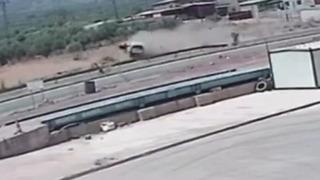 Kontrolden çıkan araç taklalar attı, sürücü hayatını kaybetti