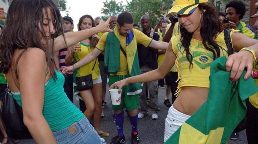 D&uuml;nya Kupası&rsquo;nda seks serbest!