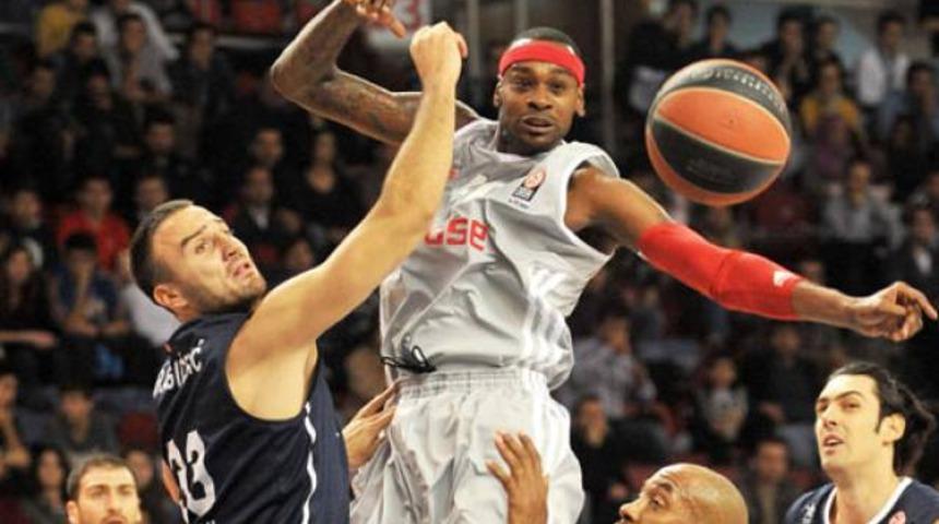 Anadolu Efes, Brose Baskets engelini ge&ccedil;emedi