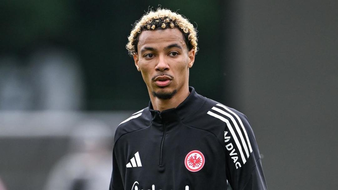 İngiliz devi liverpool Frankfurt tan Hugo Ekitike yi 95 milyon euro bedelle transfer ediyor! Transferde Adana Demirspor detayı dikkat çekti... 2