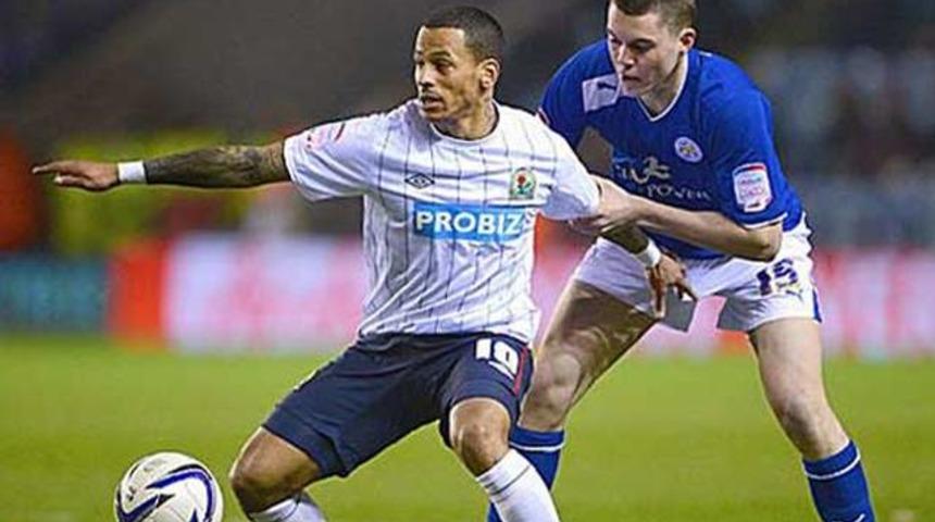 Ünlü futbolcu şikeden dolayı tutuklandı!