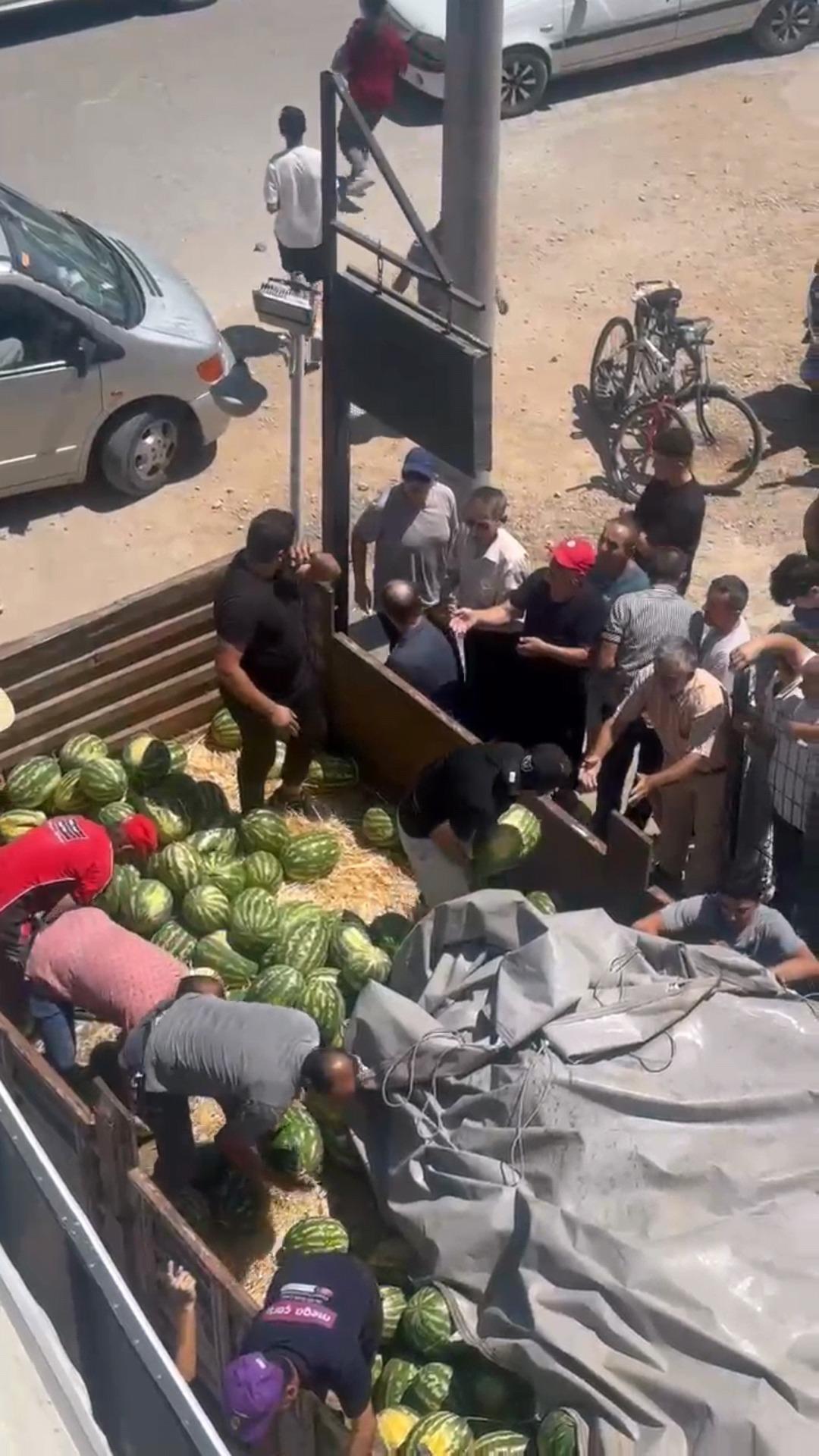 Duyan koştu, 12 ton ücretsiz dağıttılar! 20 dakikada tükendi 6