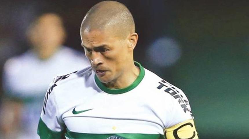 Alex, Brezilya'da da başkana kılıcı çekti