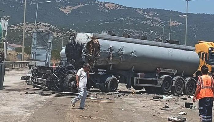 700x400 Gaziantep’te tanker ile çekici çarpıştı: 2 ölü