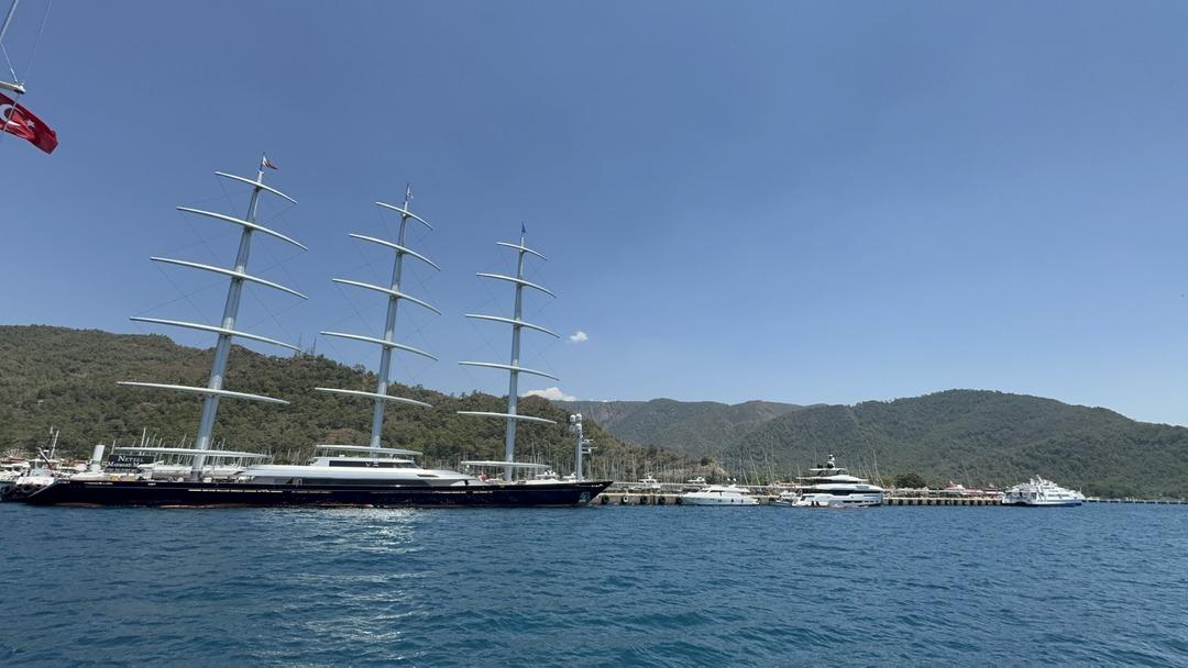 Haftalık kiralama bedeli 580 bin euro! Milyarlık ‘Maltese Falcon’ Marmaris’te milyonluk yakıt ikmali yaptı 1