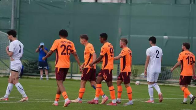 Trabzonspor Zob Ahan Esfahan'a gol oldu yağdı! Yeni transfer Felipe Augusto hesabı açtı