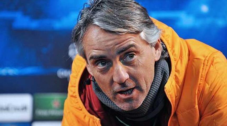 Transferlerde Mancini parmağı