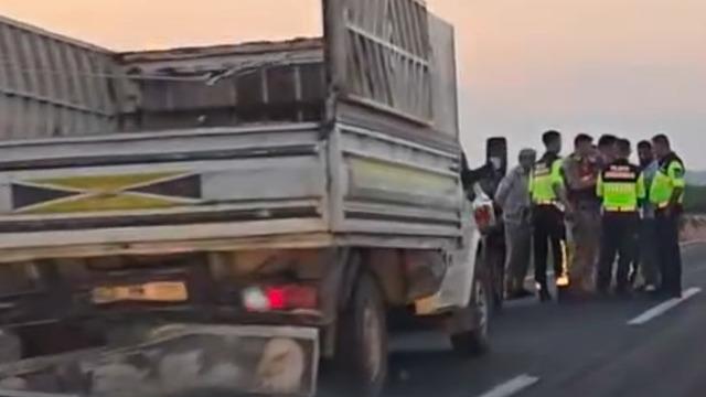 Siverek’te tarım işçilerini taşıyan iki araç çarpıştı: 11 yaralı