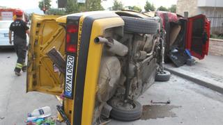 Konya’da ehliyetsiz sürücü dehşet saçtı! 6 araca birden çarptı: Ortalık savaş alanına döndü