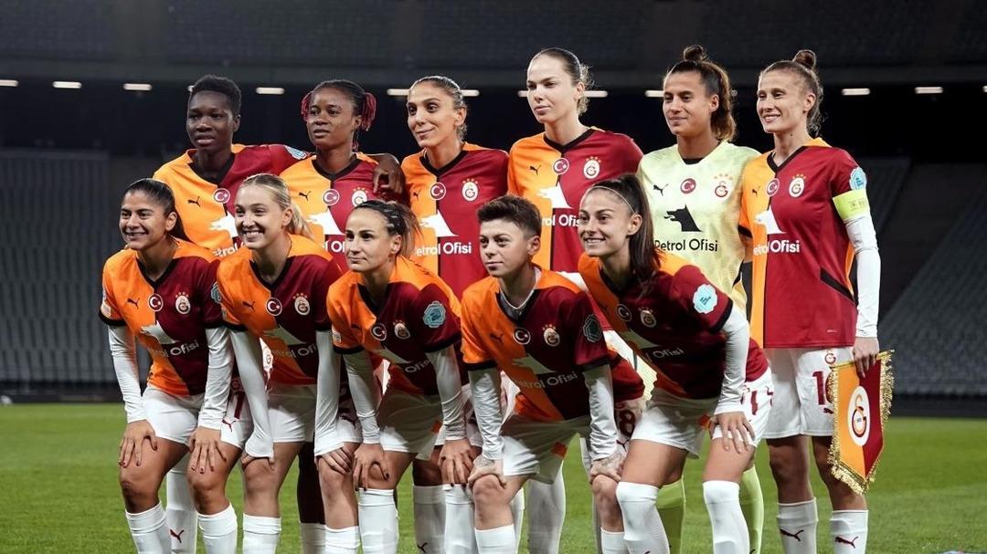 Takım resmen baştan aşağı değişiyor! Galatasaray da 18 ayrılık birden... 1