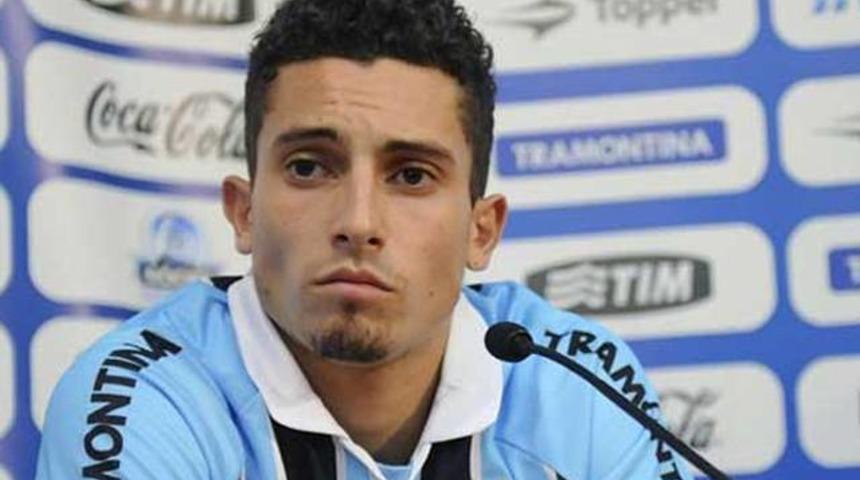 Galatasaray'dan Alex Telles'e teklif!