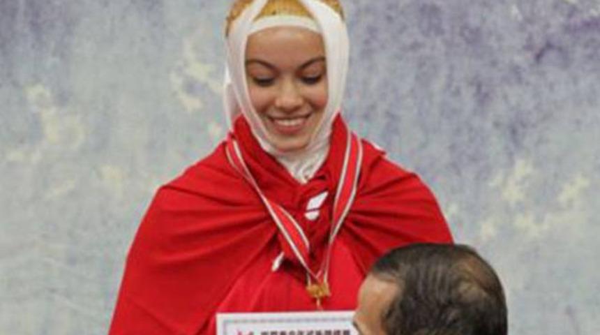 7 Rolex saate 1 altın madalya!