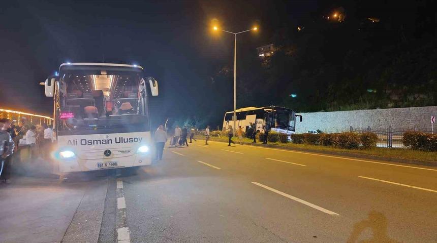 Rize’de yolcu otobüsü kaza yaptı