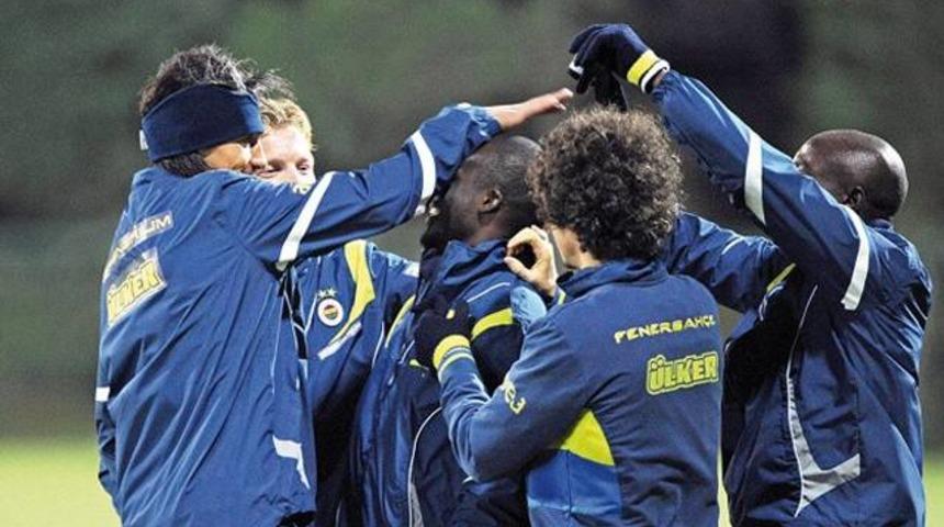 Fenerbah&ccedil;e&rsquo;ye gen&ccedil;lik aşısı