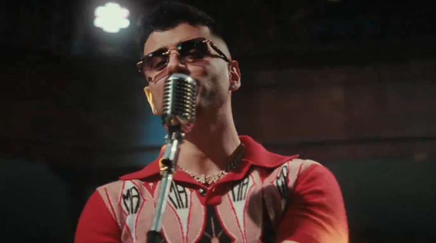 Reynmen'in sahnesine para saçtılar! Çok sinirlendi: Çıkınca seninle görüşelim...