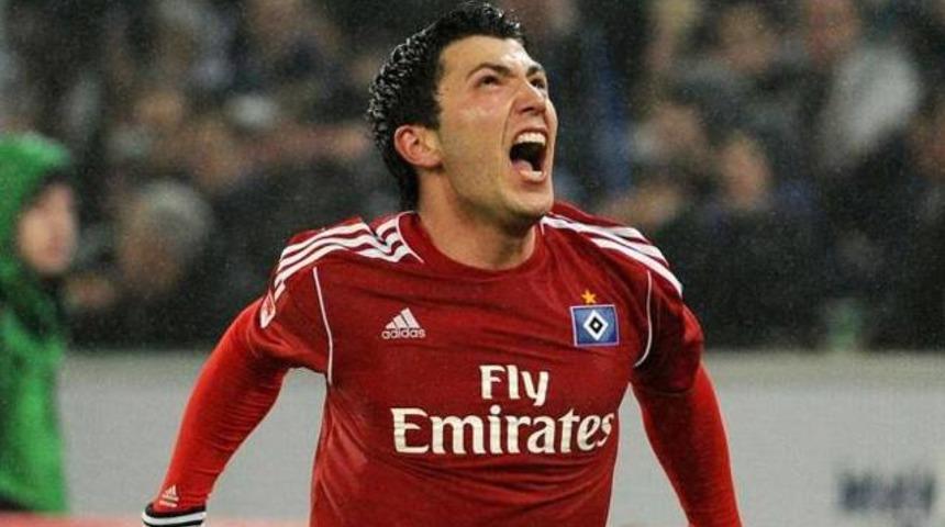 "Drogba ve Sneijder'le birlikte oynamak isterim"