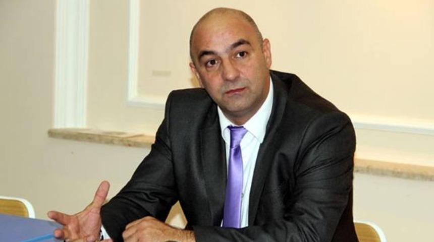 Karadağ istifa etti!